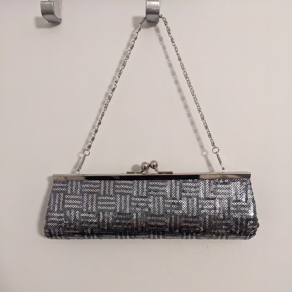 Clutch purse